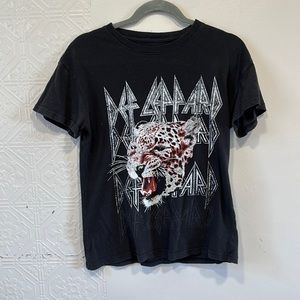 Def Leppard black t shirt